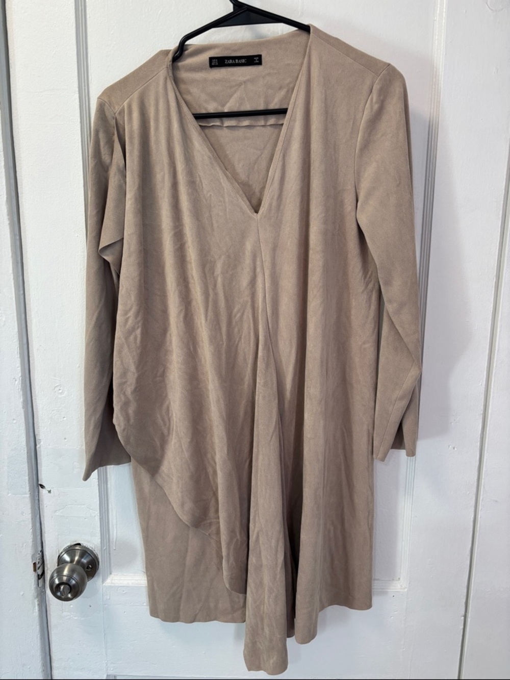 Zara Basic Taupe V-Neck Top size medium